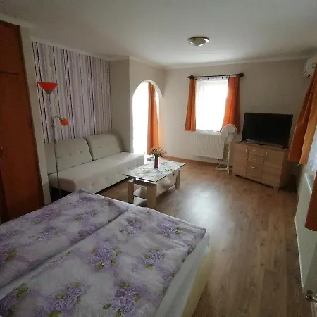 Magdalena Apartmanhaz דירה Hévíz