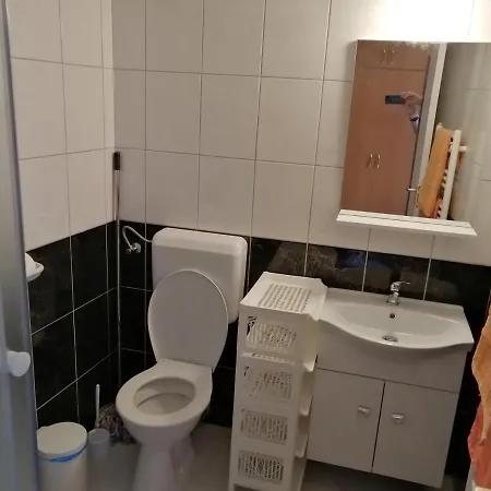 דירה Magdalena Apartmanhaz *