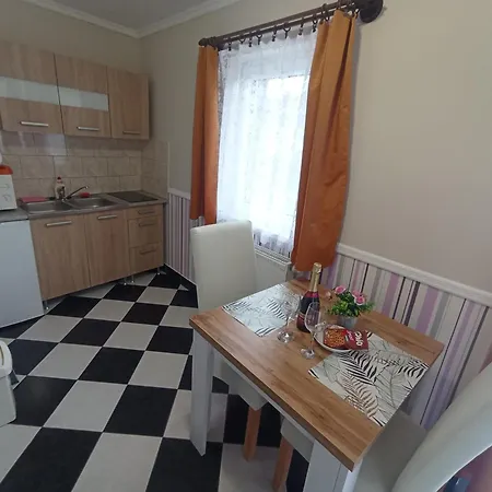דירה Magdalena Apartmanhaz