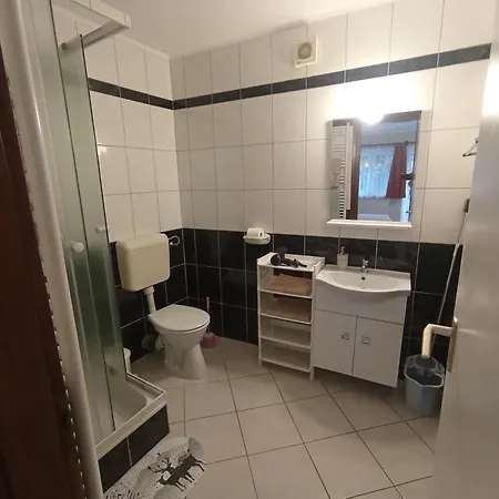 דירה Magdalena Apartmanhaz *