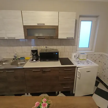 דירה Magdalena Apartmanhaz *