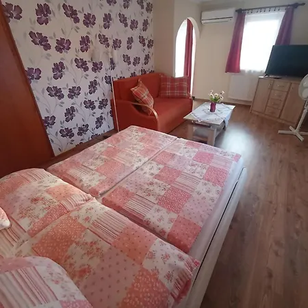 דירה Magdalena Apartmanhaz Hévíz