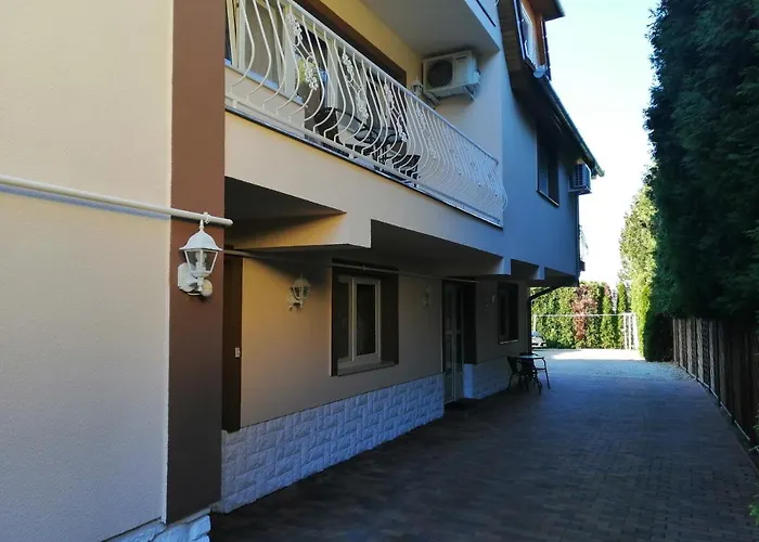 马格达莱纳公寓式酒店 * Hévíz