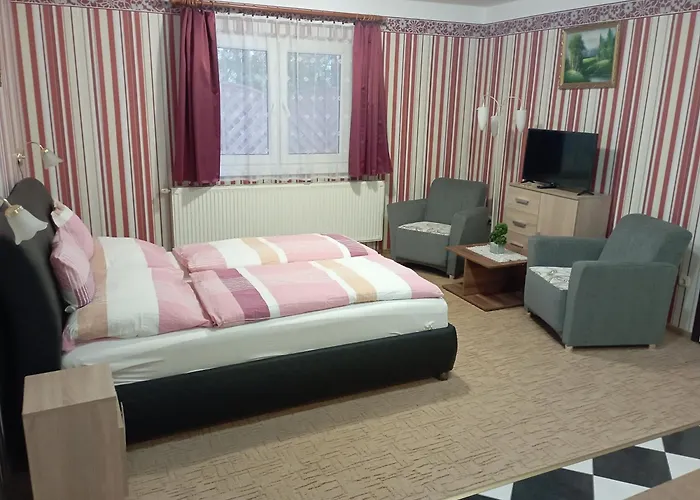 马格达莱纳公寓式酒店 公寓 *